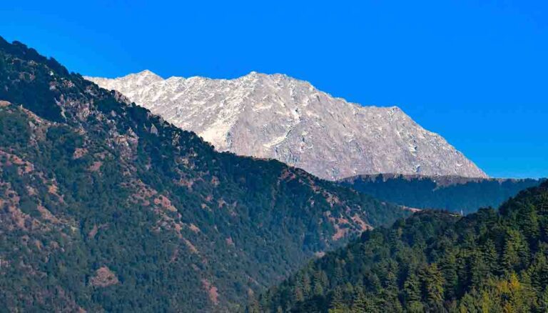 Nearest-Railway-Station-To-McLeod-Ganj