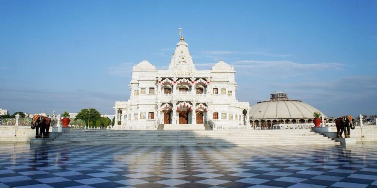 Prem Mandir Timing